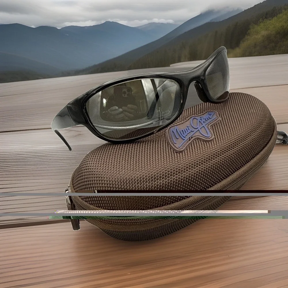 Maui Jim Authentic Sunglasses MJ-127 Matte Black Frames w/ Gray Lens & MJ Case